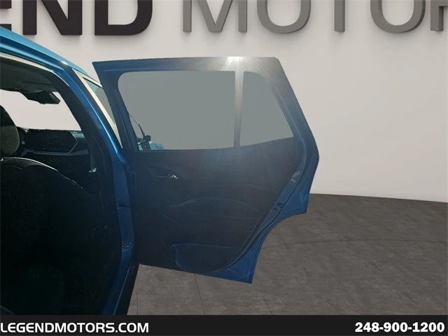 2025 Chevrolet Trax - Image 18 of 21