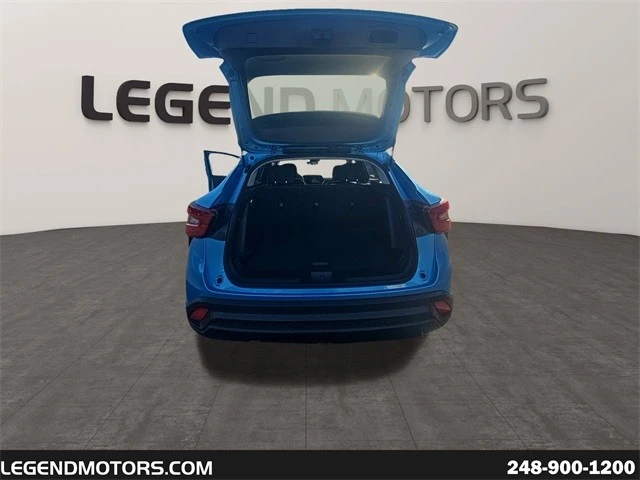 2025 Chevrolet Trax - Image 15 of 21