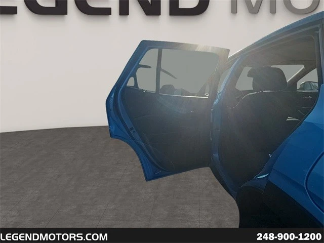 2025 Chevrolet Trax - Image 13 of 21