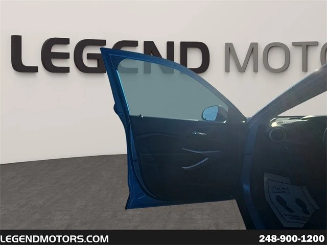 2025 Chevrolet Trax - Image 11 of 21