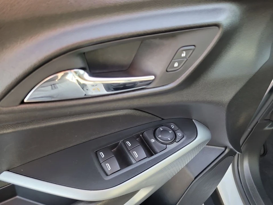 2025 Chevrolet Trax - Image 12 of 12