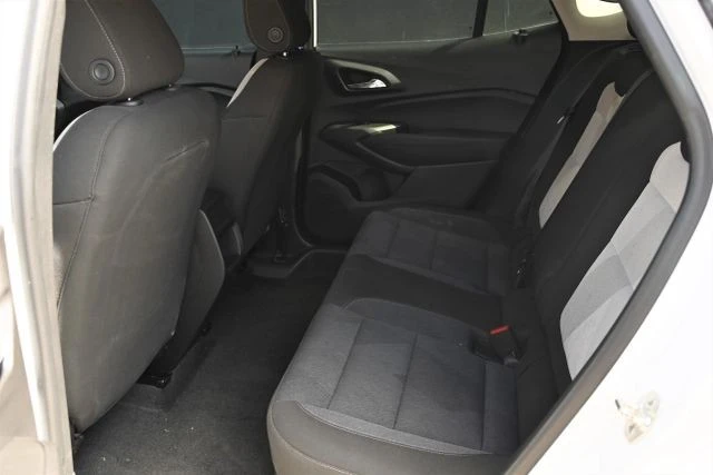 2025 Chevrolet Trax - Image 19 of 21