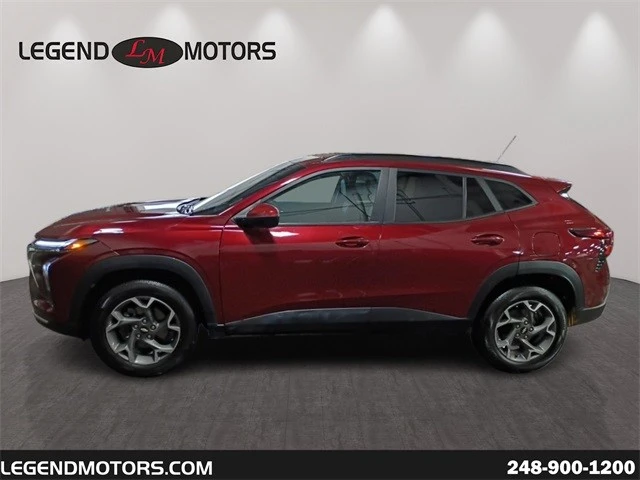2025 Chevrolet Trax - Image 5 of 12