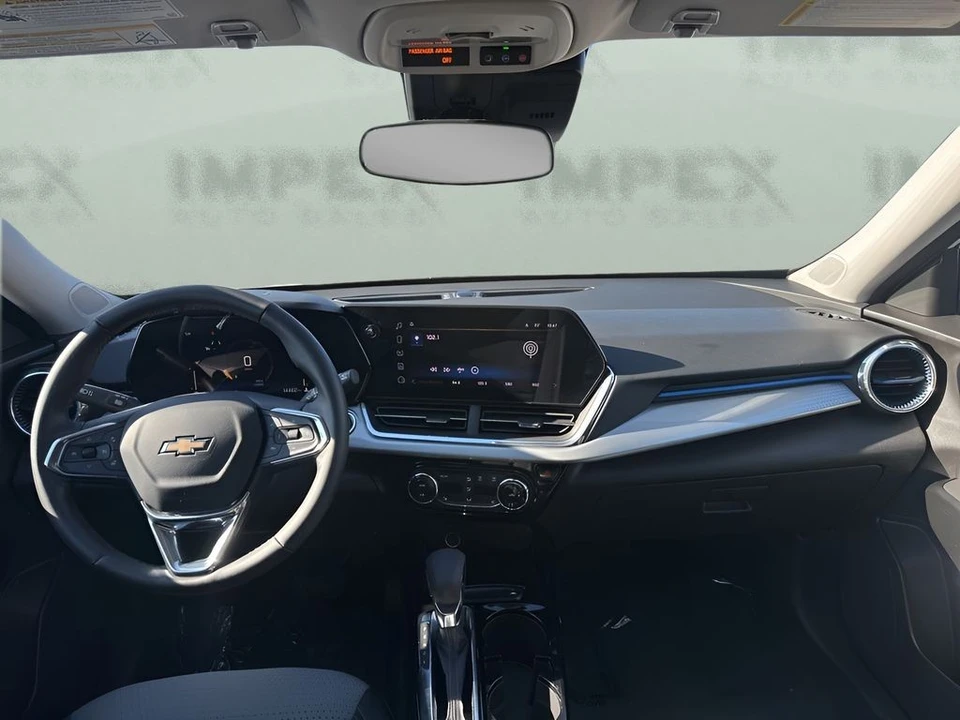 2025 Chevrolet Trax - Image 11 of 12