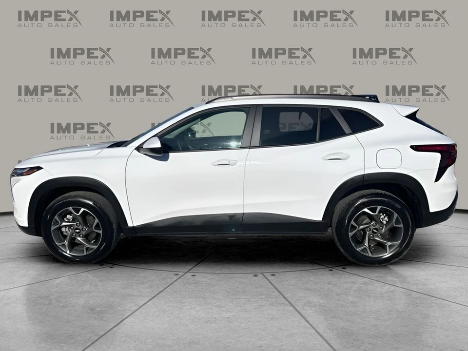 2025 Chevrolet Trax - Image 2 of 12