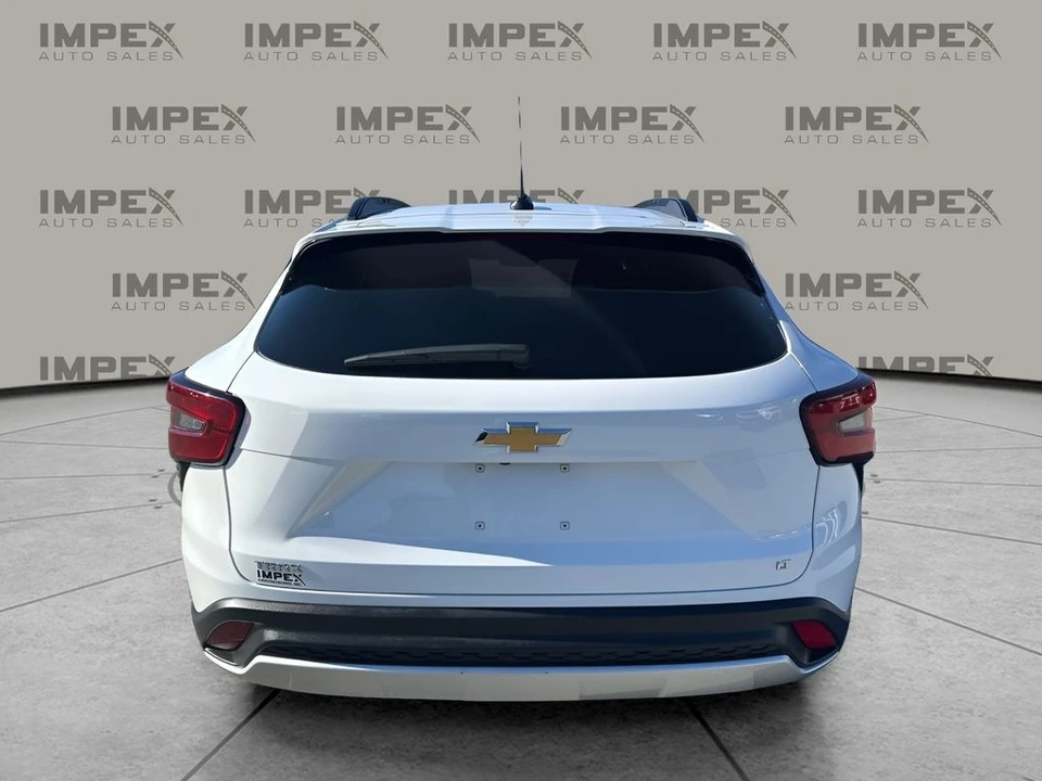 2025 Chevrolet Trax - Image 4 of 12