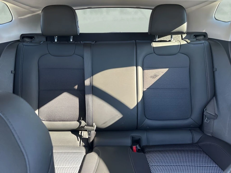 2025 Chevrolet Trax - Image 10 of 12