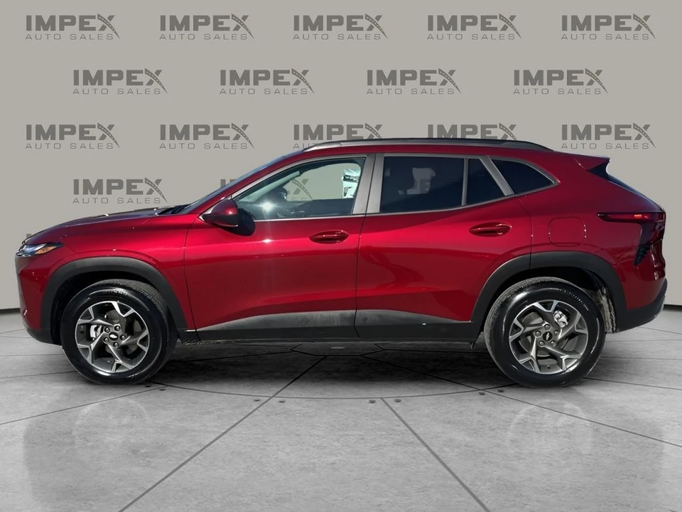 2025 Chevrolet Trax - Image 2 of 12