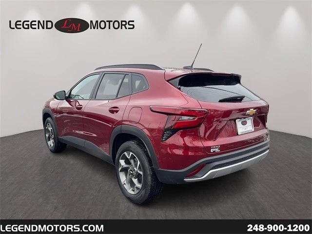 2025 Chevrolet Trax - Image 6 of 12
