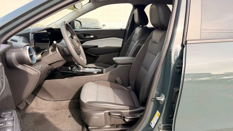 2025 Chevrolet Trax - Image 12 of 12