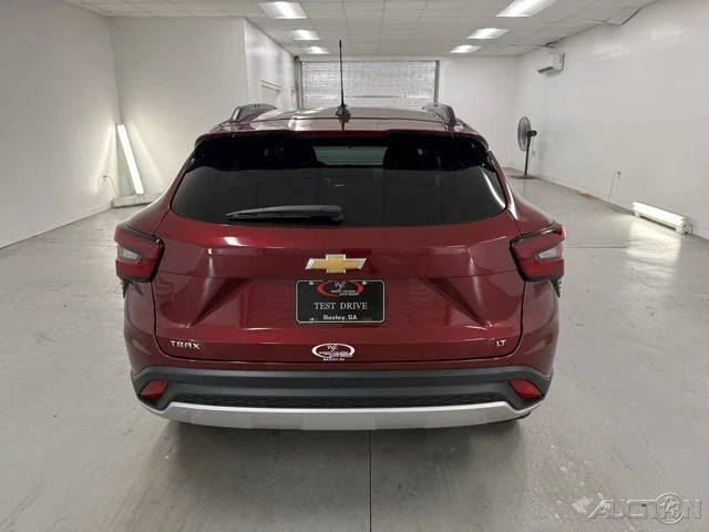 2025 Chevrolet Trax - Image 6 of 12