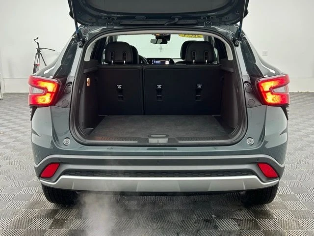 2025 Chevrolet Trax - Image 12 of 12
