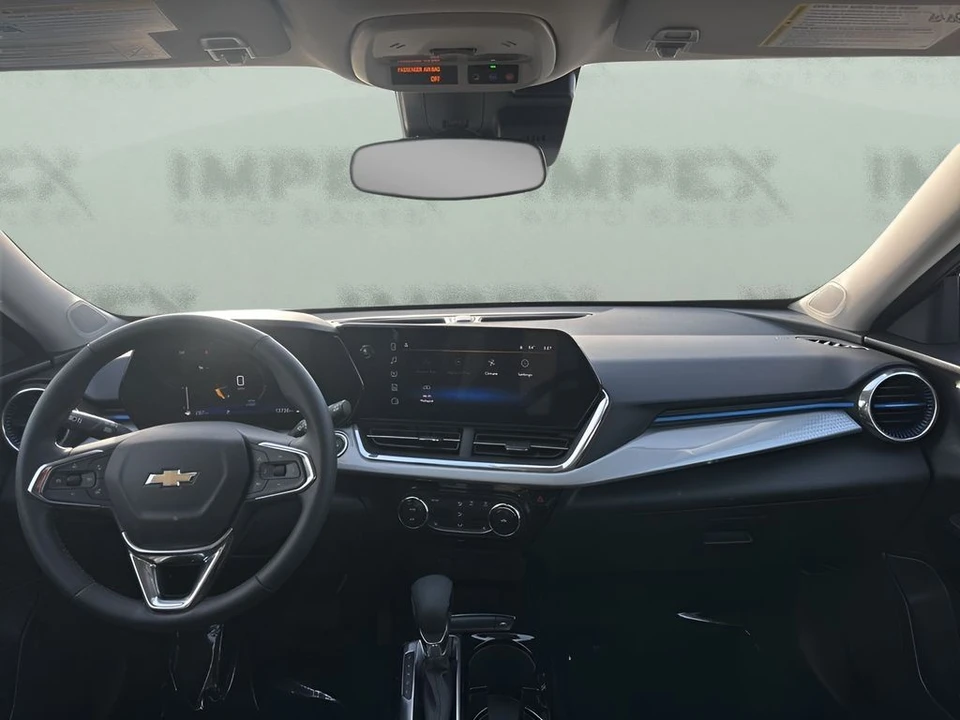 2025 Chevrolet Trax - Image 11 of 12