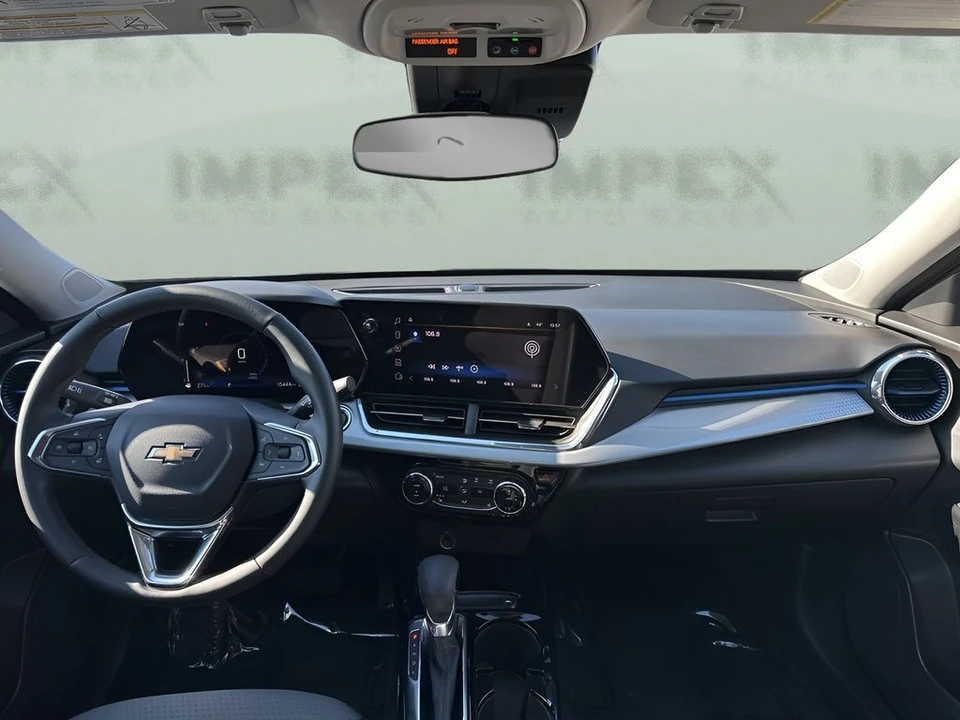 2025 Chevrolet Trax - Image 11 of 12