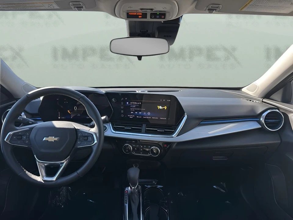 2025 Chevrolet Trax - Image 11 of 12