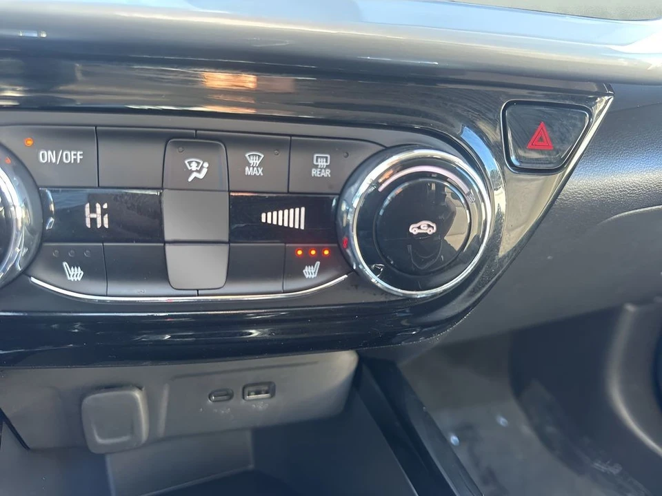 2025 Chevrolet Trax - Image 19 of 21