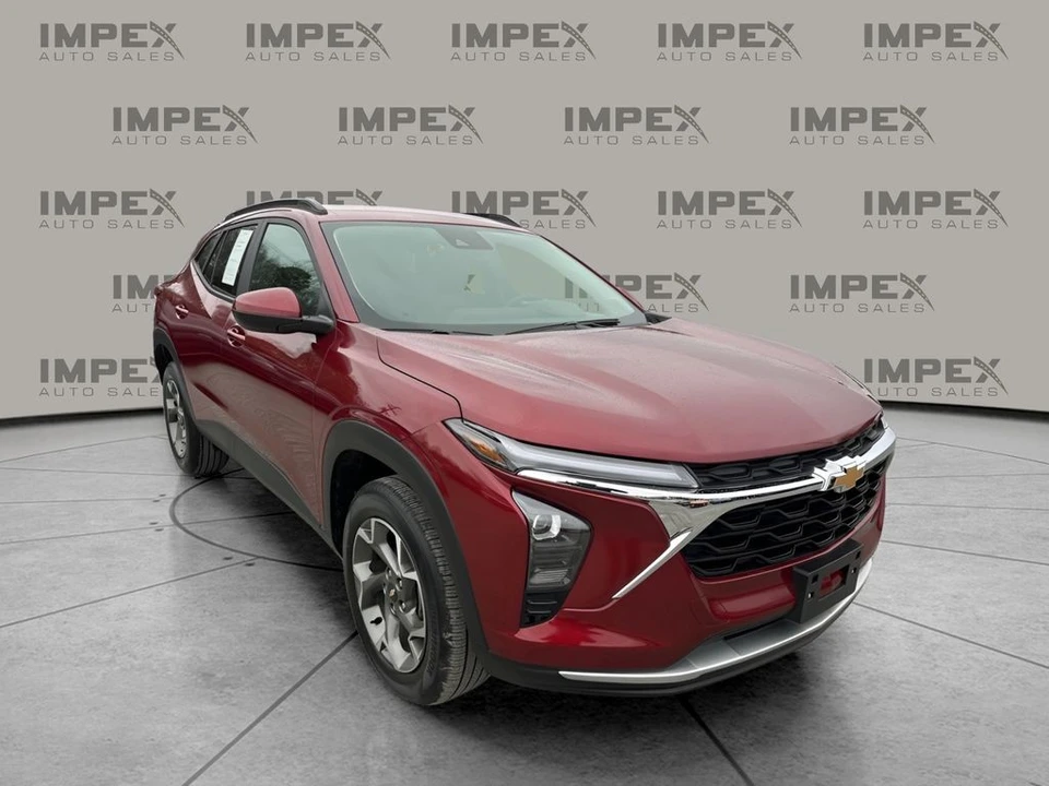 2025 Chevrolet Trax - Image 7 of 12