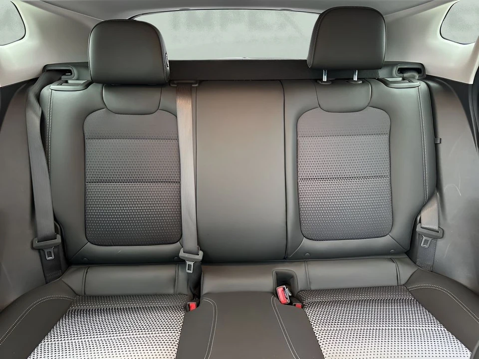 2025 Chevrolet Trax - Image 10 of 12