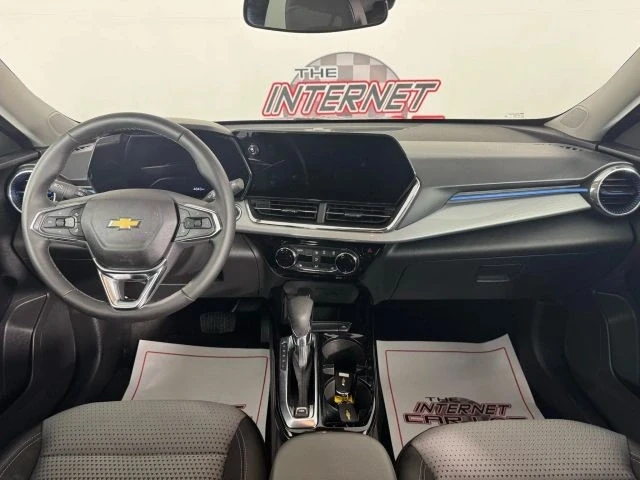2025 Chevrolet Trax - Image 11 of 12