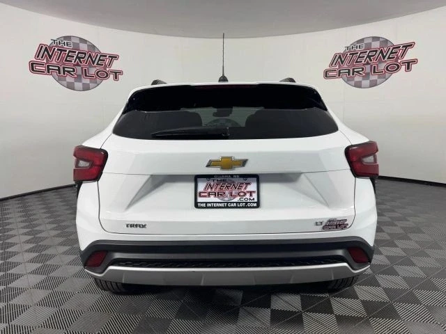 2025 Chevrolet Trax - Image 6 of 12