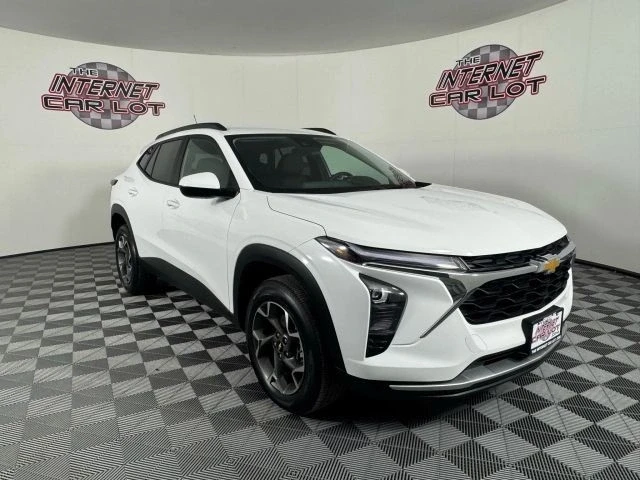 2025 Chevrolet Trax - Image 9 of 12