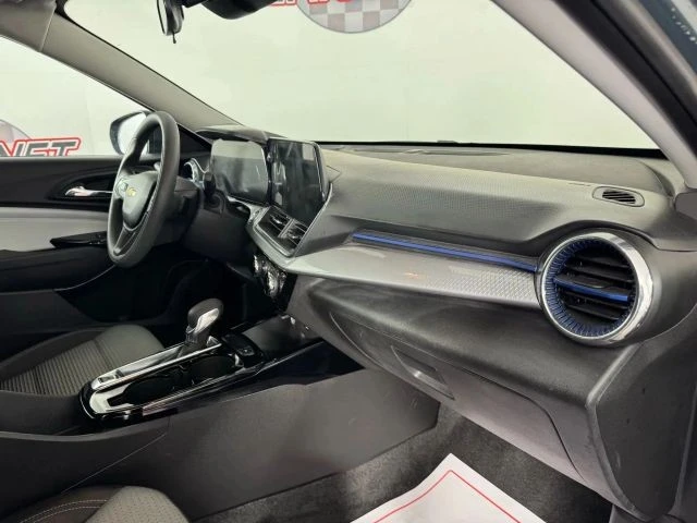 2025 Chevrolet Trax - Image 12 of 12