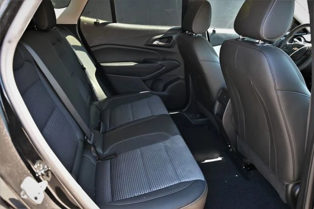 2025 Chevrolet Trax - Image 16 of 18