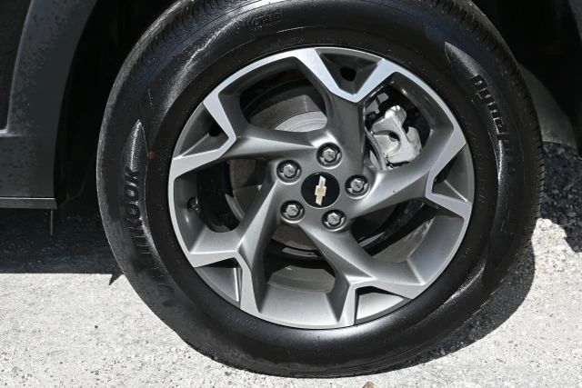2025 Chevrolet Trax - Image 8 of 18