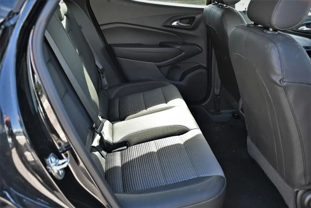 2025 Chevrolet Trax - Image 14 of 18