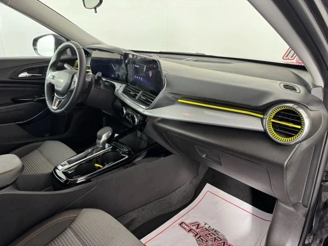 2025 Chevrolet Trax - Image 12 of 12