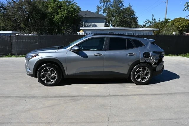 2025 Chevrolet Trax - Image 7 of 18