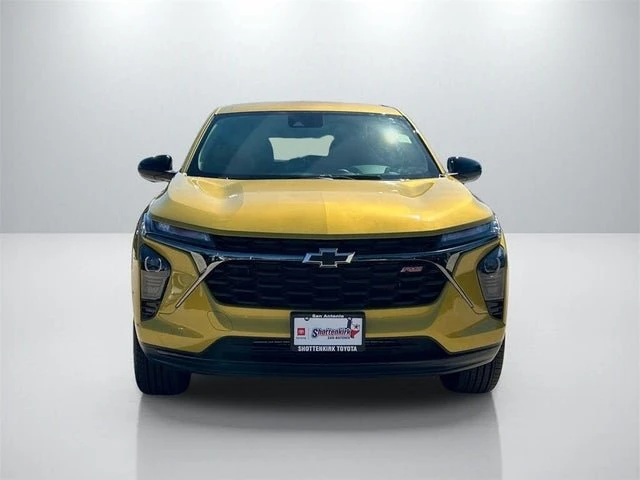 2025 Chevrolet Trax - Image 8 of 20