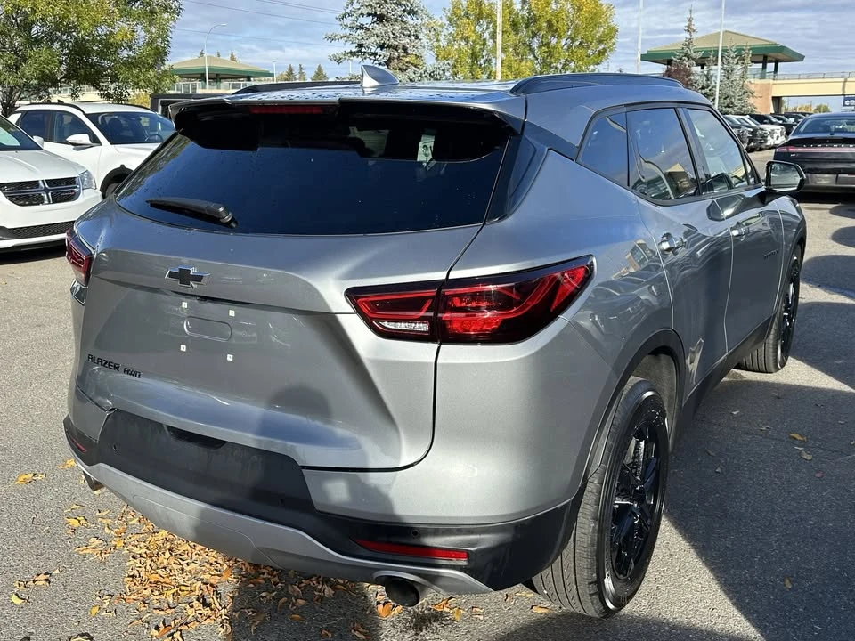 2025 Chevrolet Blazer - Image 6 of 10