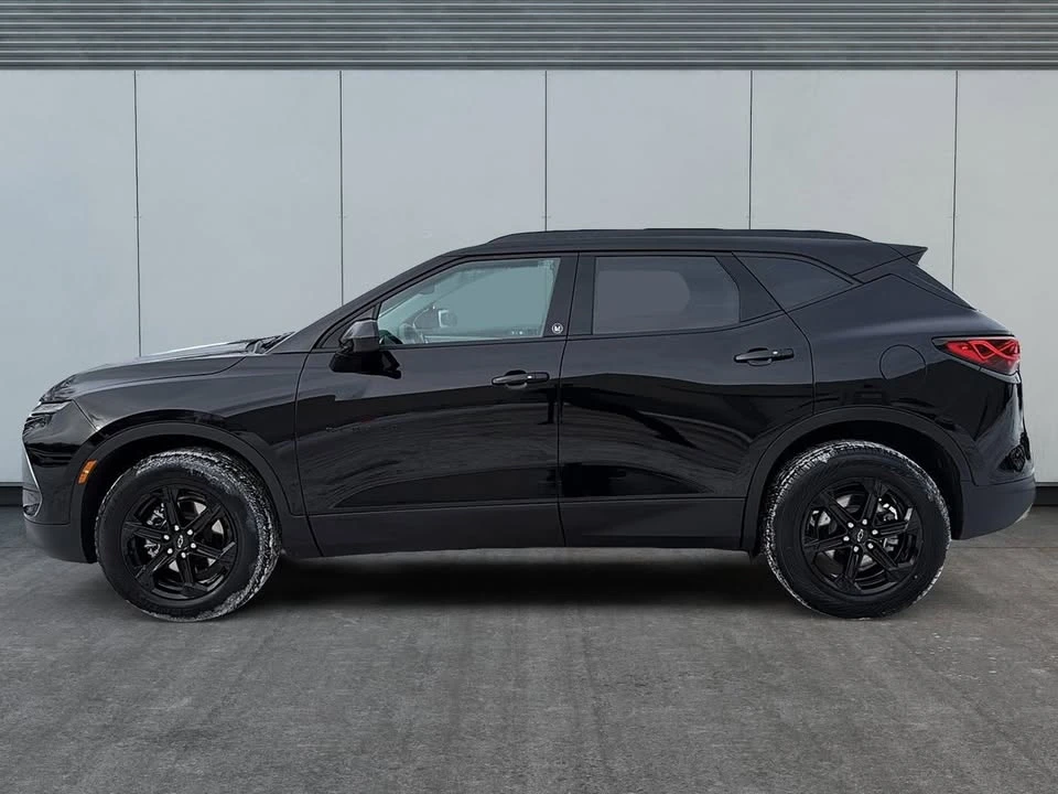 2025 Chevrolet Blazer - Image 5 of 10