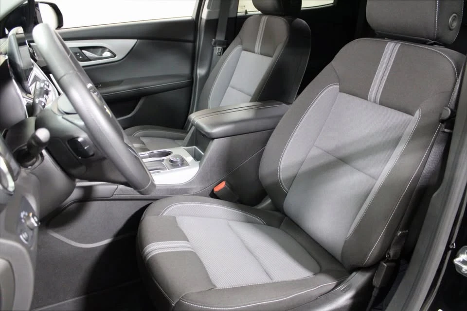 2025 Chevrolet Blazer - Image 7 of 17
