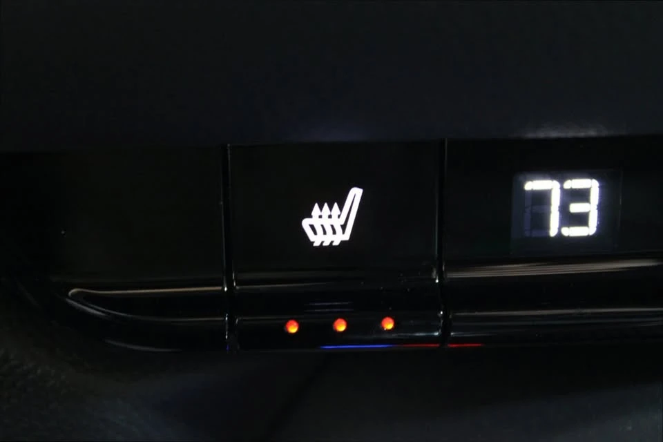 2025 Chevrolet Blazer - Image 3 of 17