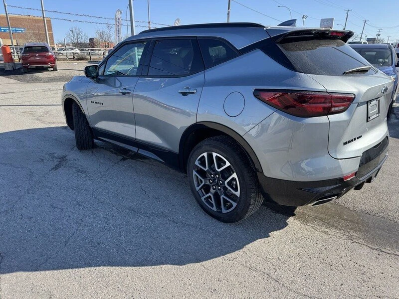 2025 Chevrolet Blazer - Image 15 of 20