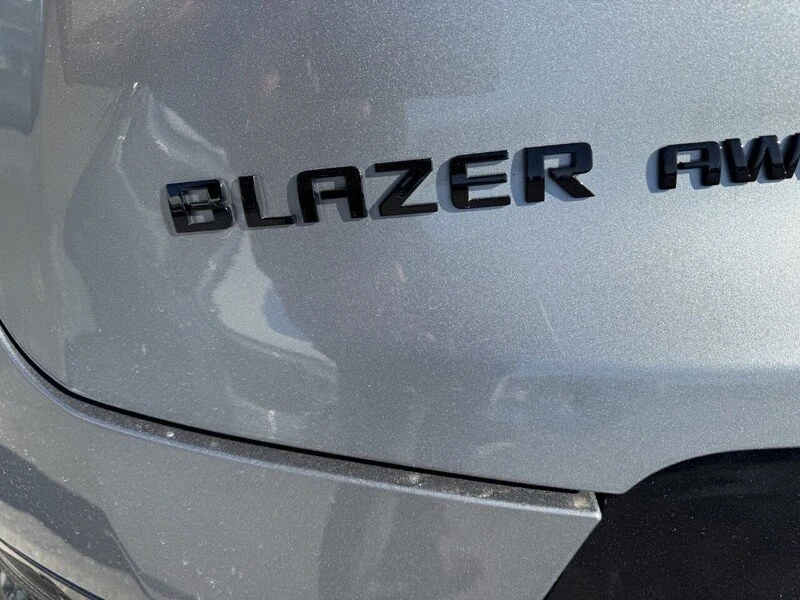 2025 Chevrolet Blazer - Image 20 of 20