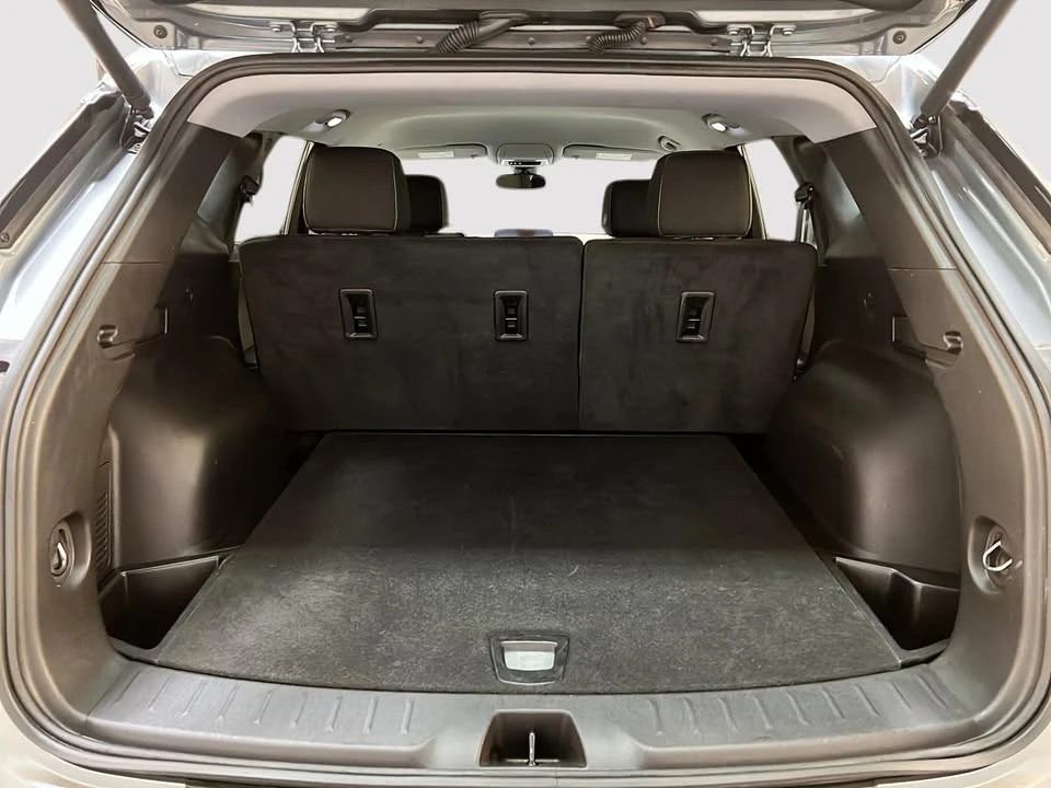 2025 Chevrolet Blazer - Image 12 of 20