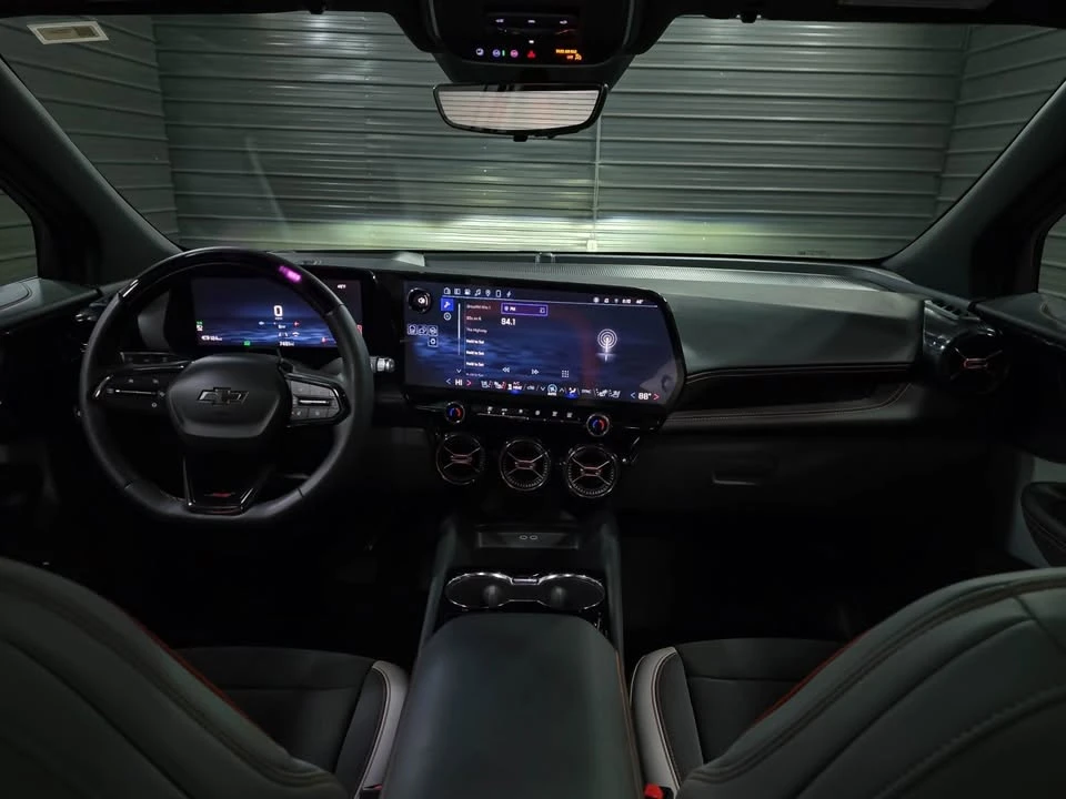 2025 Chevrolet Blazer - Image 9 of 17