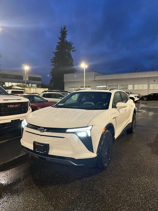 2025 Chevrolet Blazer - Image 3 of 11