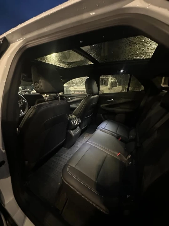 2025 Chevrolet Blazer - Image 10 of 11