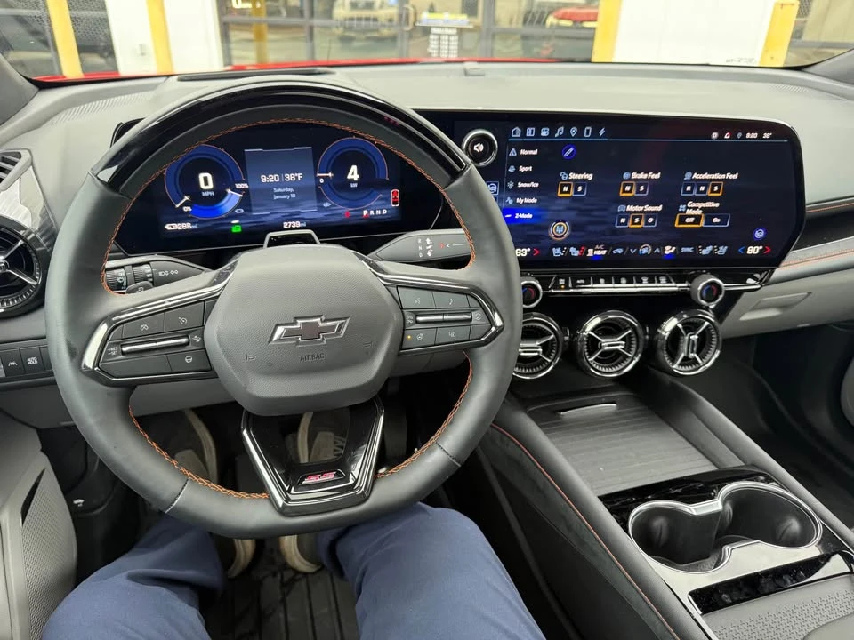 2025 Chevrolet Blazer - Image 8 of 11