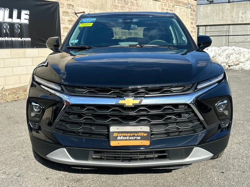 2025 Chevrolet Blazer - Image 2 of 20