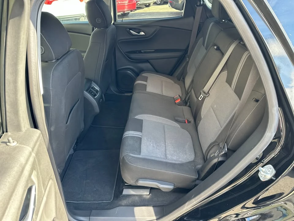 2025 Chevrolet Blazer - Image 10 of 20