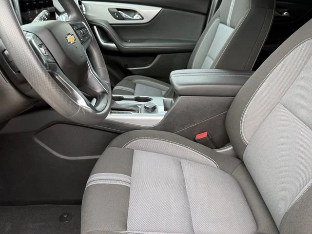 2025 Chevrolet Blazer - Image 13 of 20