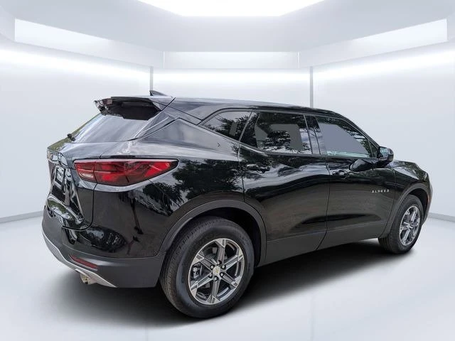 2025 Chevrolet Blazer - Image 4 of 13