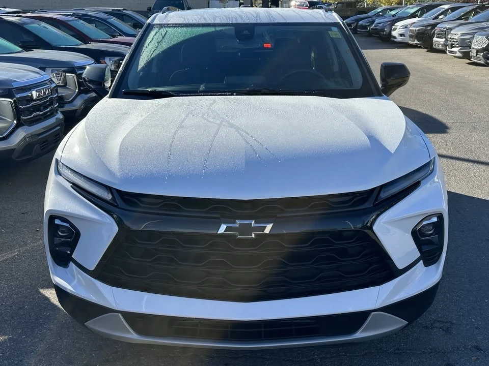 2025 Chevrolet Blazer - Image 5 of 17
