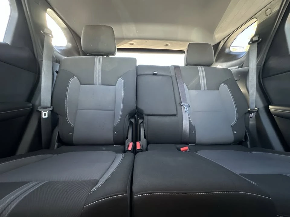 2025 Chevrolet Blazer - Image 15 of 17