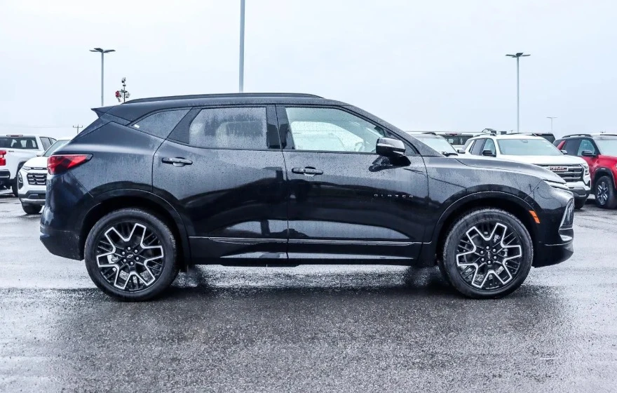 2025 Chevrolet Blazer - Image 5 of 15